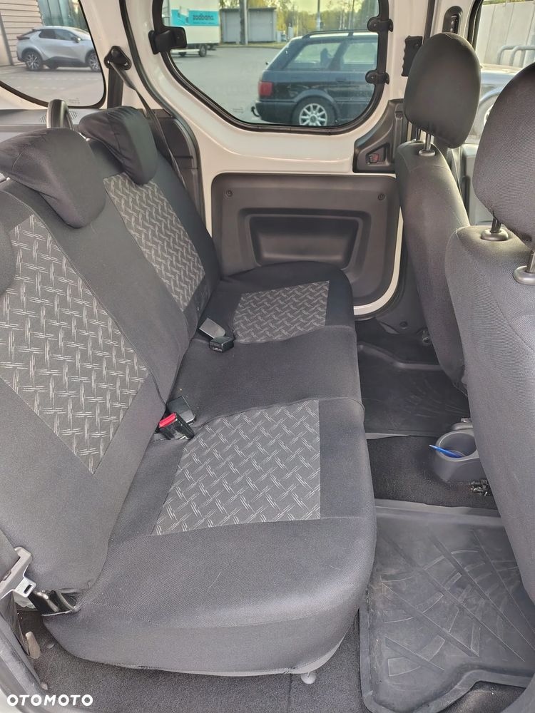 Dacia Dokker 1.5 dCi Laureate - 8
