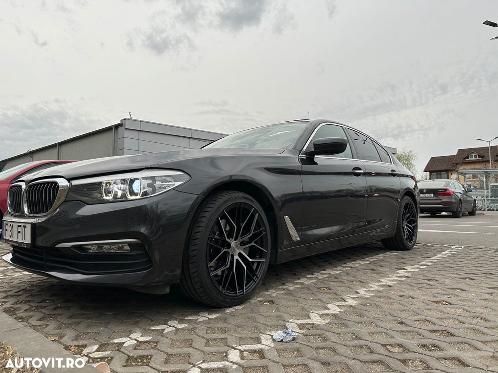 BMW Seria 5 520d AT - 1
