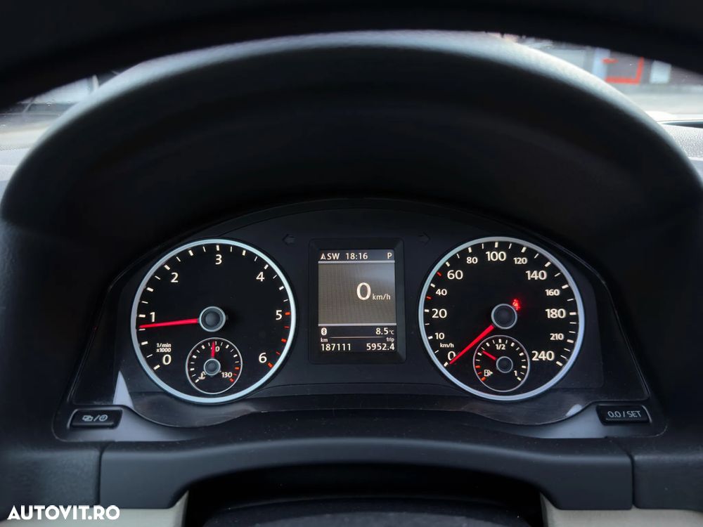 Volkswagen Tiguan 2.0 TDI DPF 4Motion BlueMotion Technology DSG Exclusive - 12