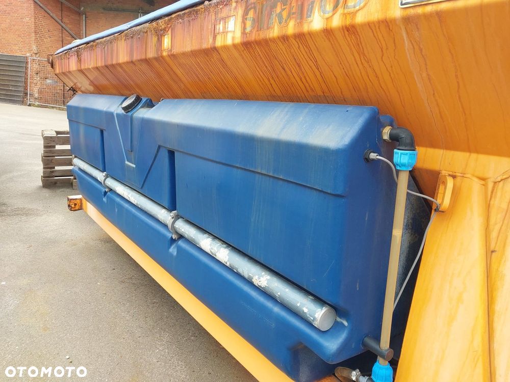 Piaskarka Solarka Posypywarka Schmidt Stratos B50-36 - 16