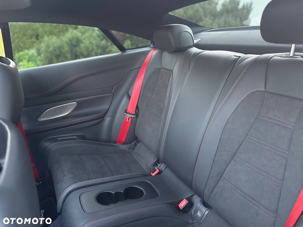 Mercedes-Benz Klasa E AMG 53 4Matic AMG Speedshift 9G-TRONIC - 23