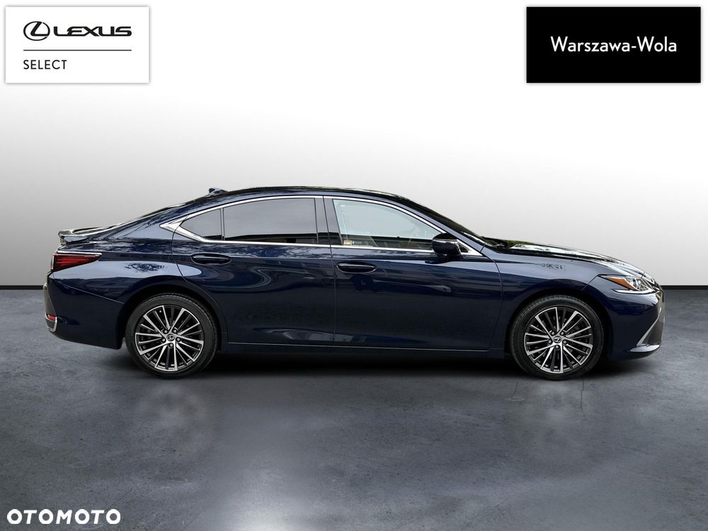 Lexus ES 300h Business Edition - 8