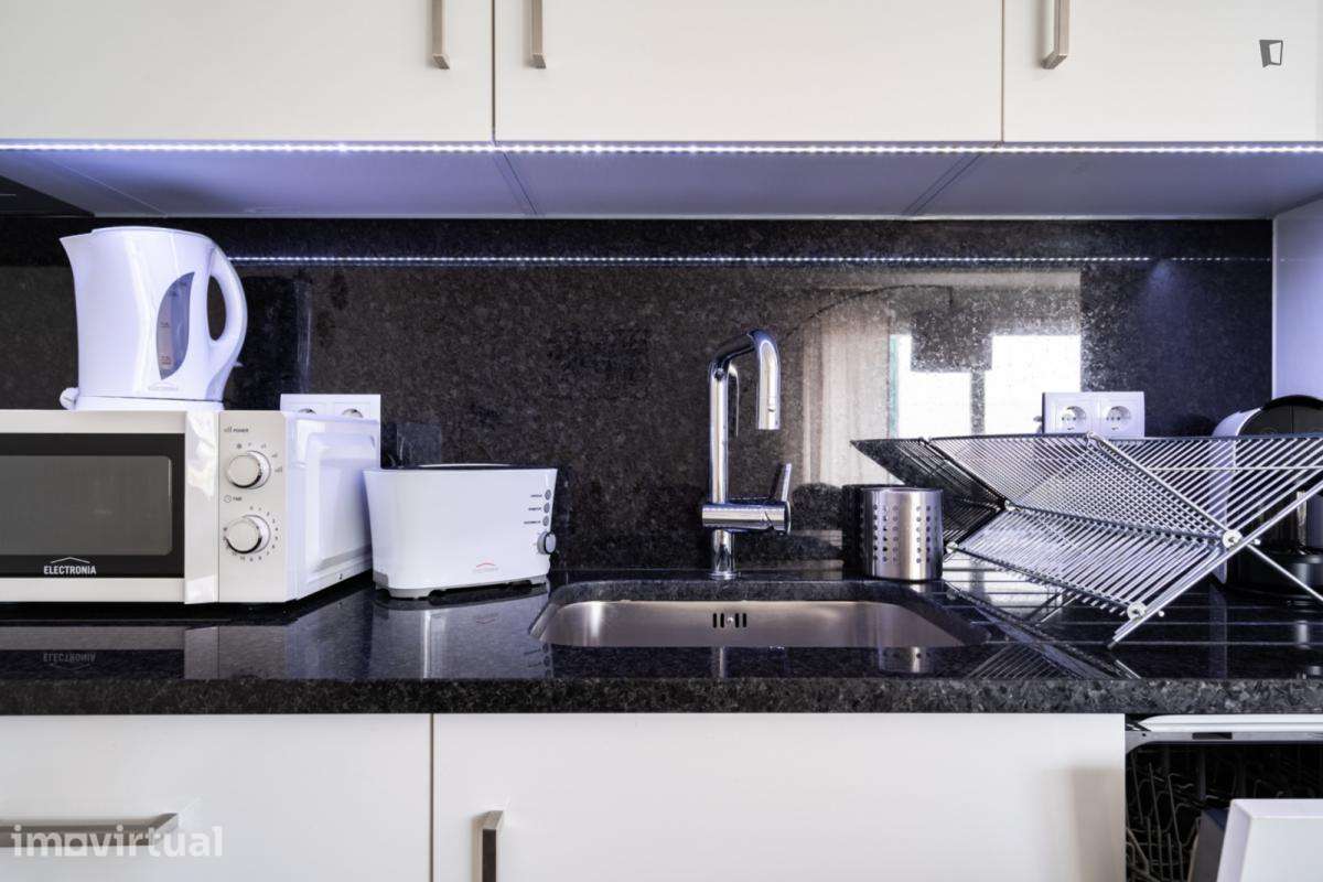 Apartamento com 1 quartos - localizado em Sete Rios Lisbon - Grande imagem: 4/21