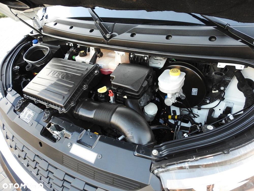 Iveco DAILY 35S16 KONTENER WINDA 8 PALET TEMPOMAT KLIMATYZACJA BLIŹNIACZE KOŁA  160KM - 25