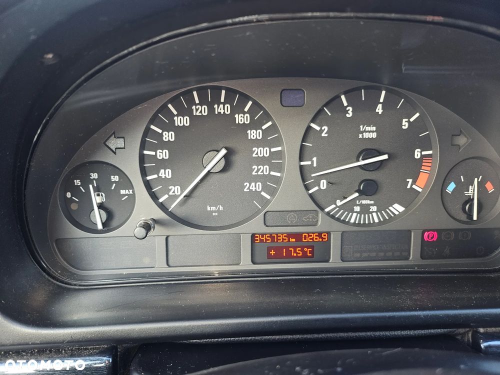 BMW Seria 5 525i - 18
