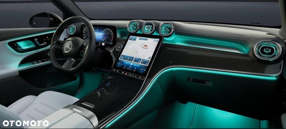 Mercedes-Benz GLC - 11