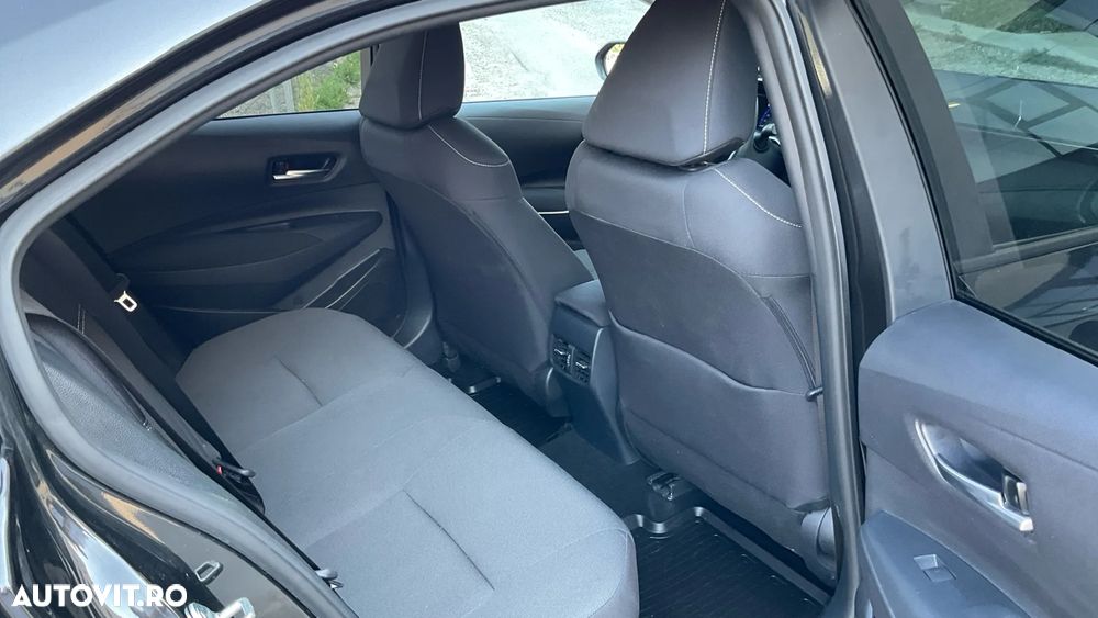Toyota Corolla - 8