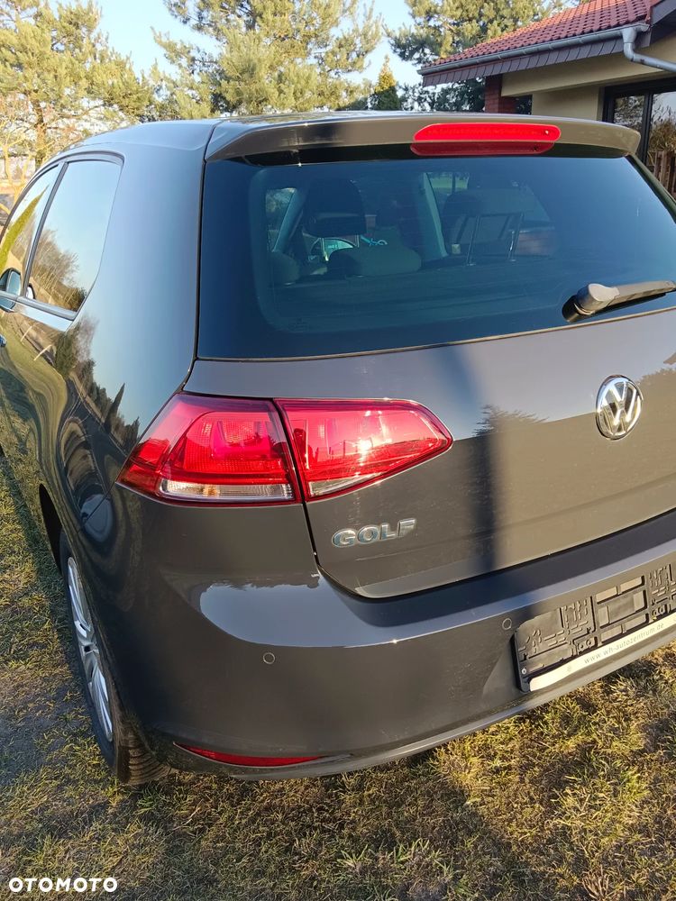 Volkswagen Golf 1.2 TSI BMT Start - 23