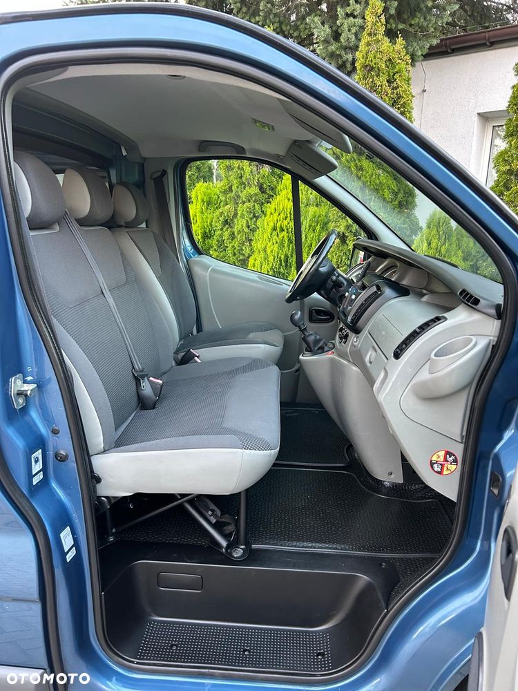 Opel Vivaro - 19