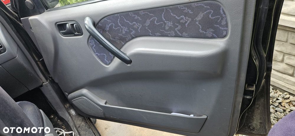 NISSAN TERRANO II LIFT 96-99 2.4 FOTEL PRZÓD PRZEDNI PRAWY LEWY 3D - 4
