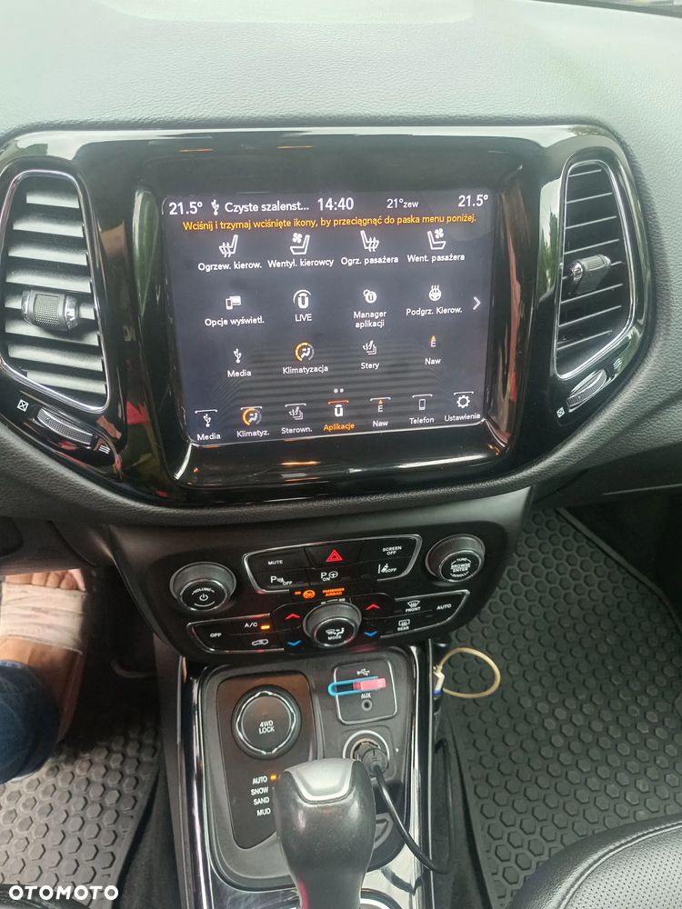 Jeep Compass - 19