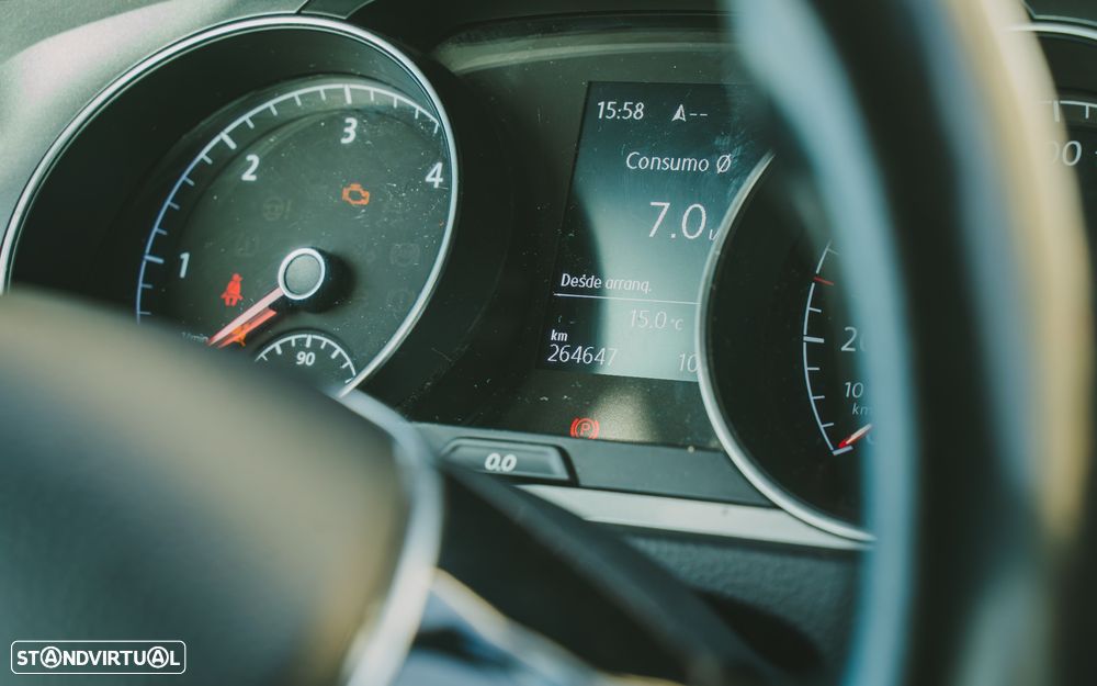 VW Golf Variant 1.6 TDi 4Motion BlueMotion Comfortline - 12