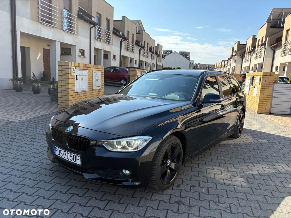 BMW Seria 3 320d Efficient Dynamics Edition Blue Perf Luxury Line - 1