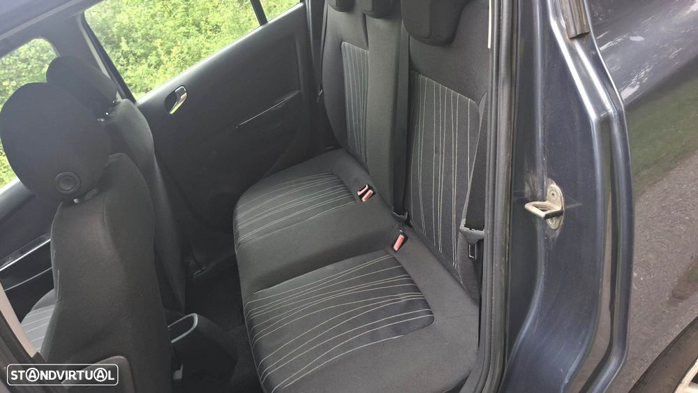Opel Corsa 1.3 CDTI DPF - 14