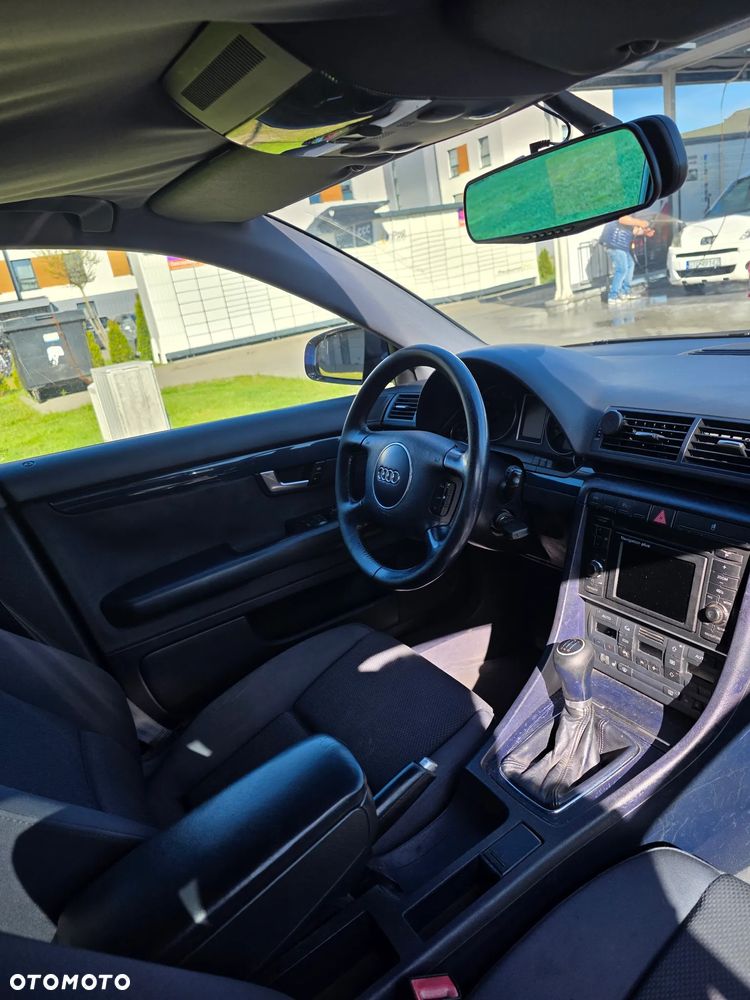 Audi A4 Avant - 5