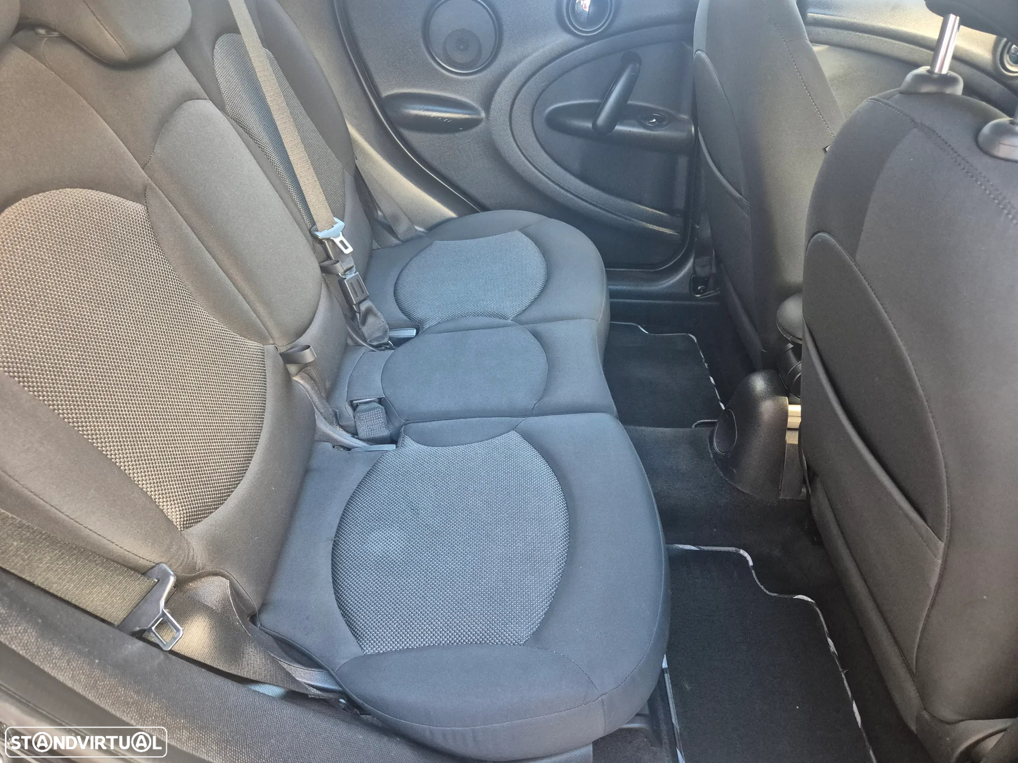 MINI Countryman Cooper D - 21