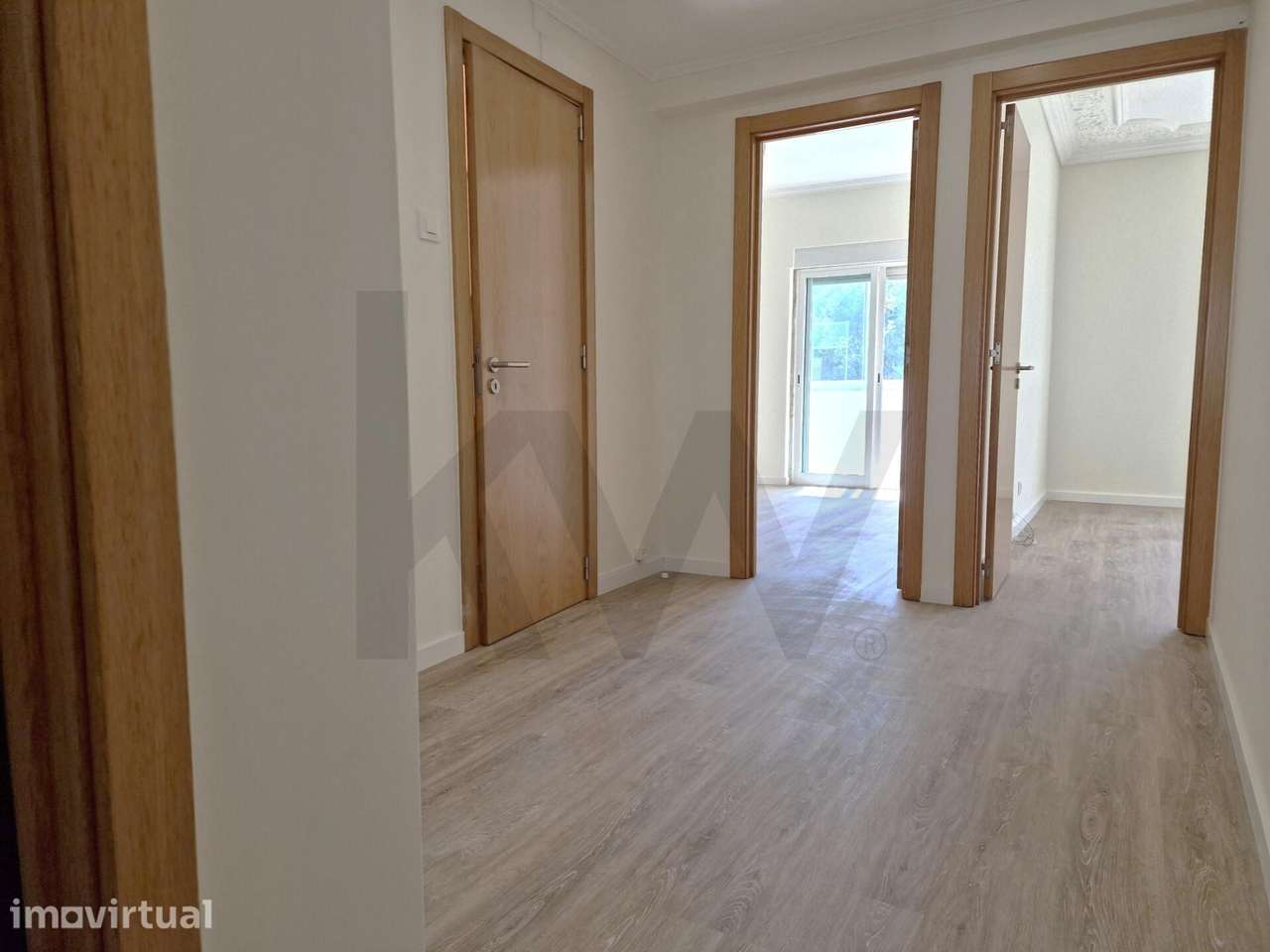 T3   Arrendamento,   Remodelado 107m2, na Damaia Junto à Urb. Neudel. - Grande imagem: 3/45