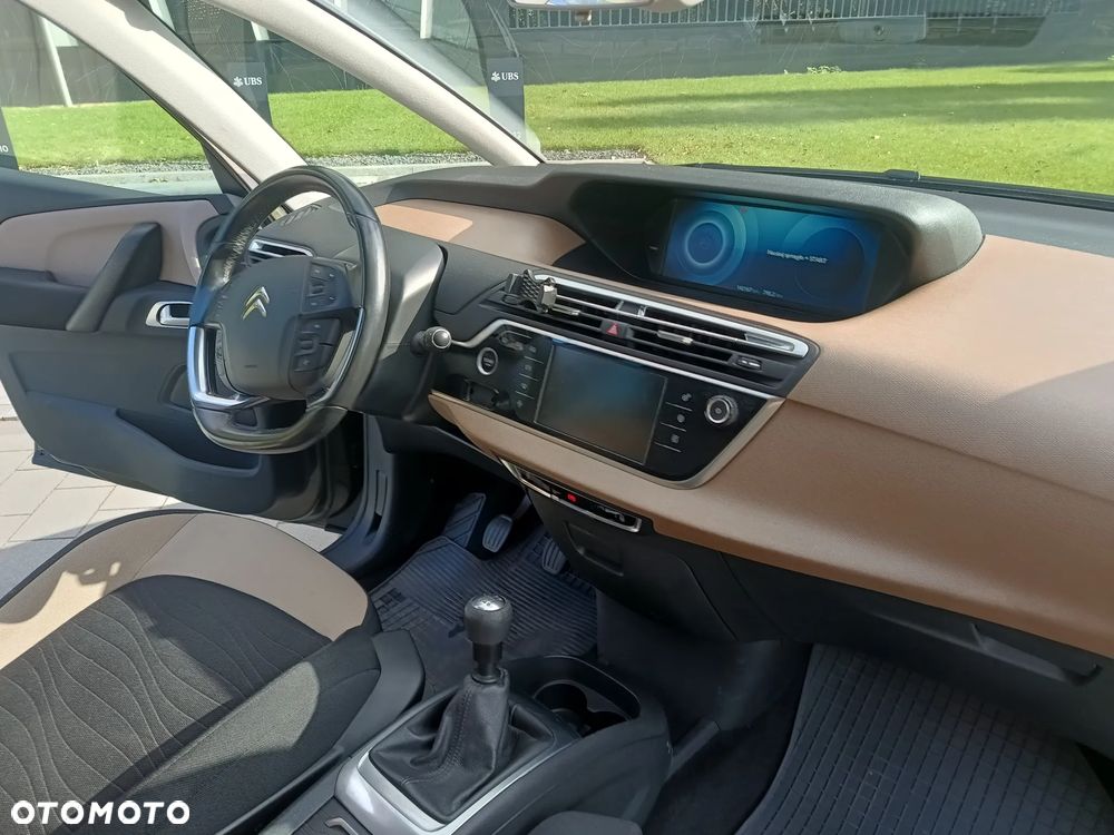 Citroën C4 Grand Picasso - 12