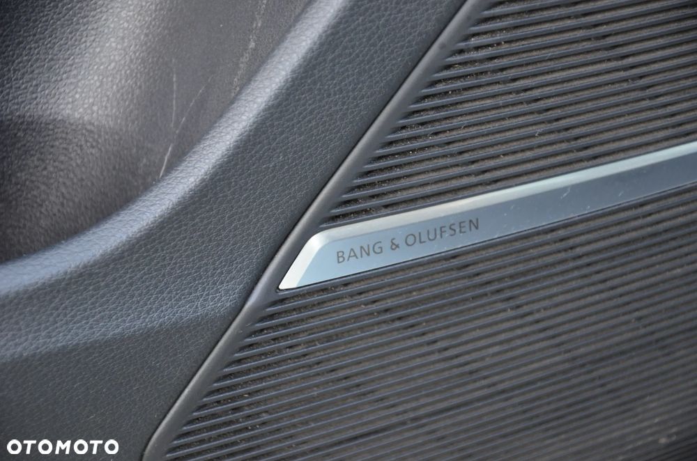 Audi Q8 - 35