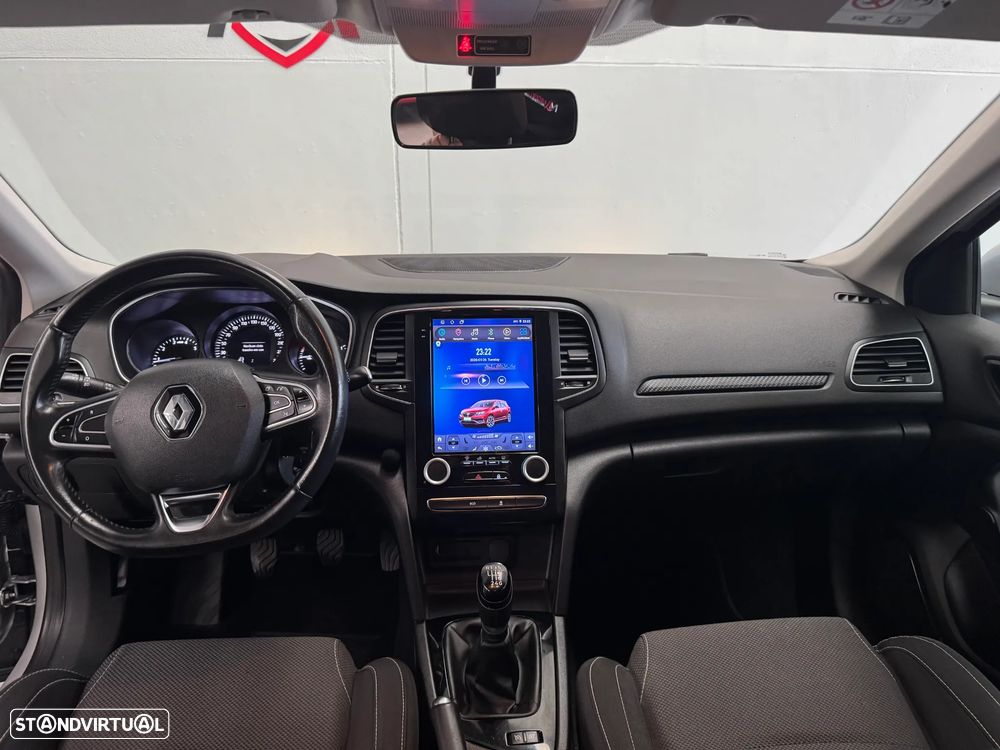 Renault Mégane ENERGY TCe 100 EXPERIENCE - 12