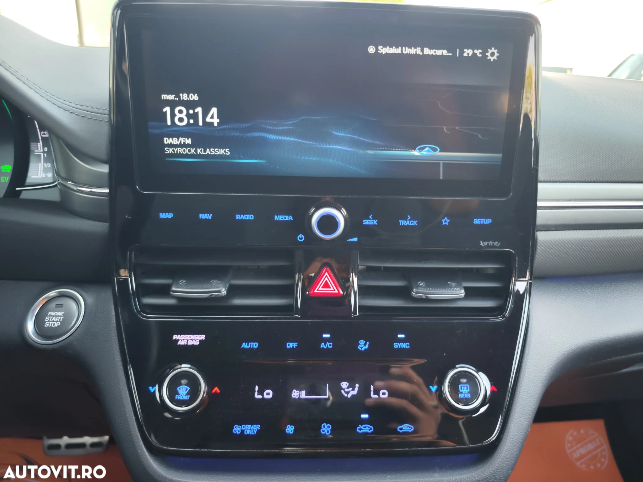 Hyundai IONIQ - 29