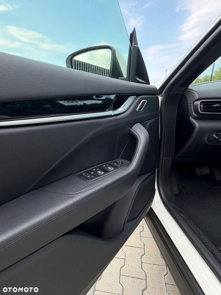 Maserati Levante Q4 - 15