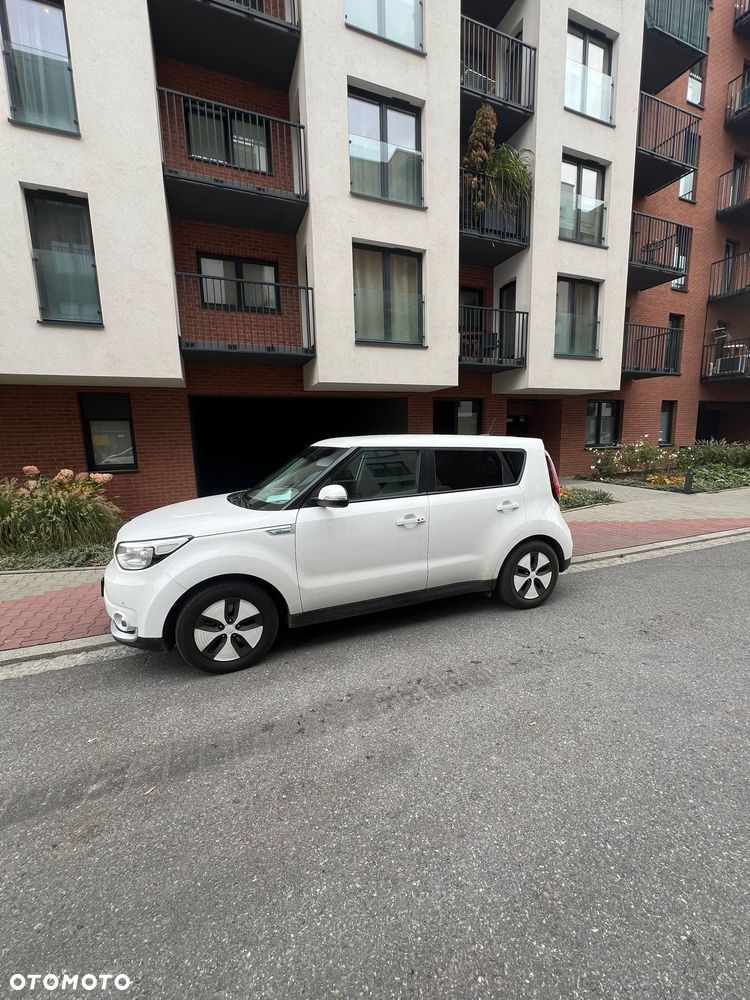Kia Soul EV - 3