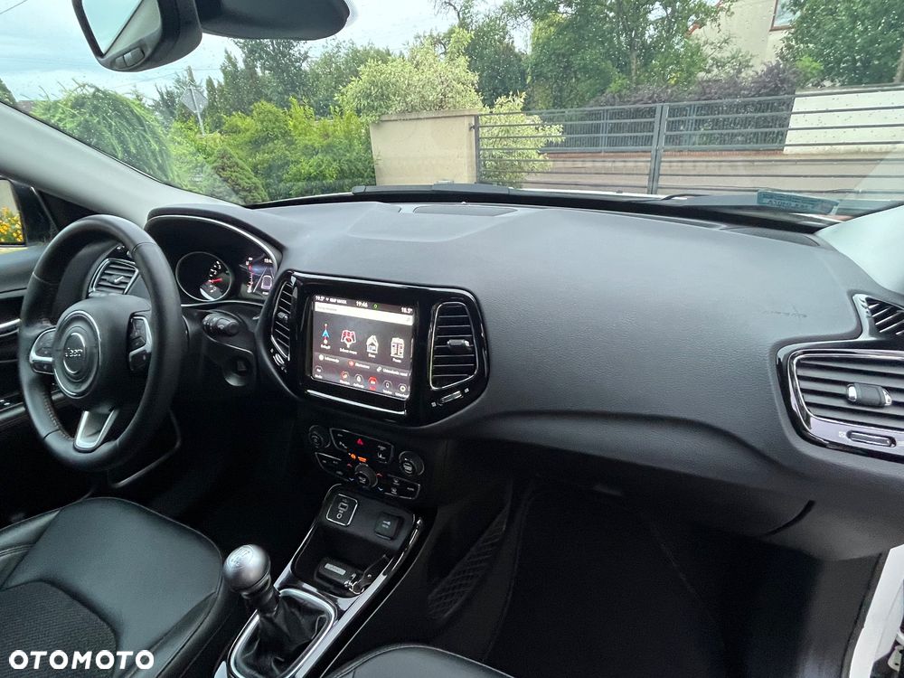 Jeep Compass 1.4 TMair Limited FWD S&S - 29