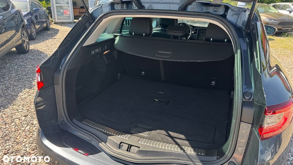 Renault Megane ENERGY TCe 140 EDC BOSE EDITION - 24