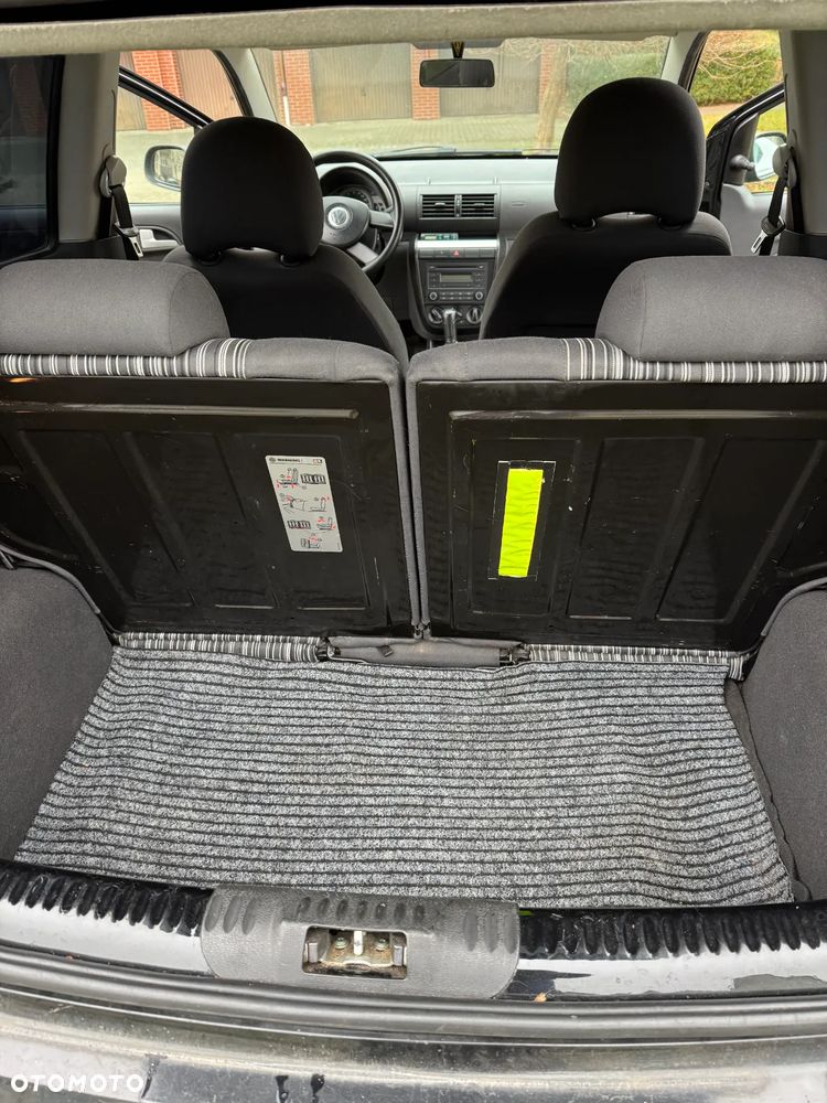 Volkswagen Fox - 8