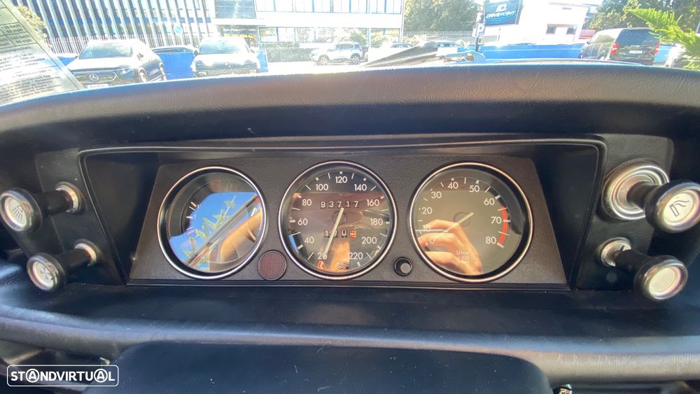 BMW 2002 - 27