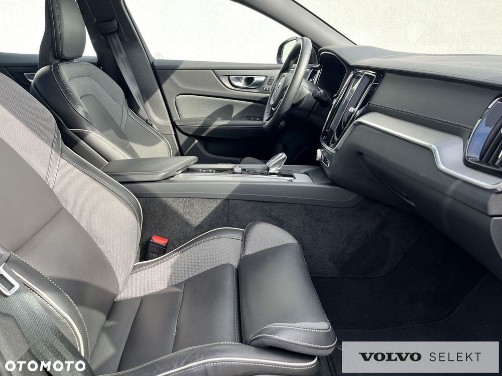 Volvo S60 - 33