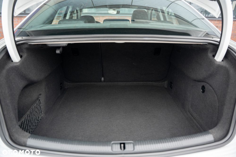 Audi A3 Limousine 2.0 TDI sport - 41