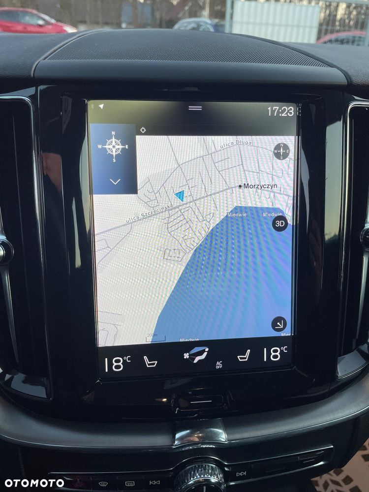 Volvo XC 60 D4 Geartronic Momentum - 29