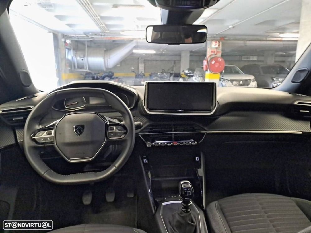 Peugeot 2008 1.2 PureTech Active - 8