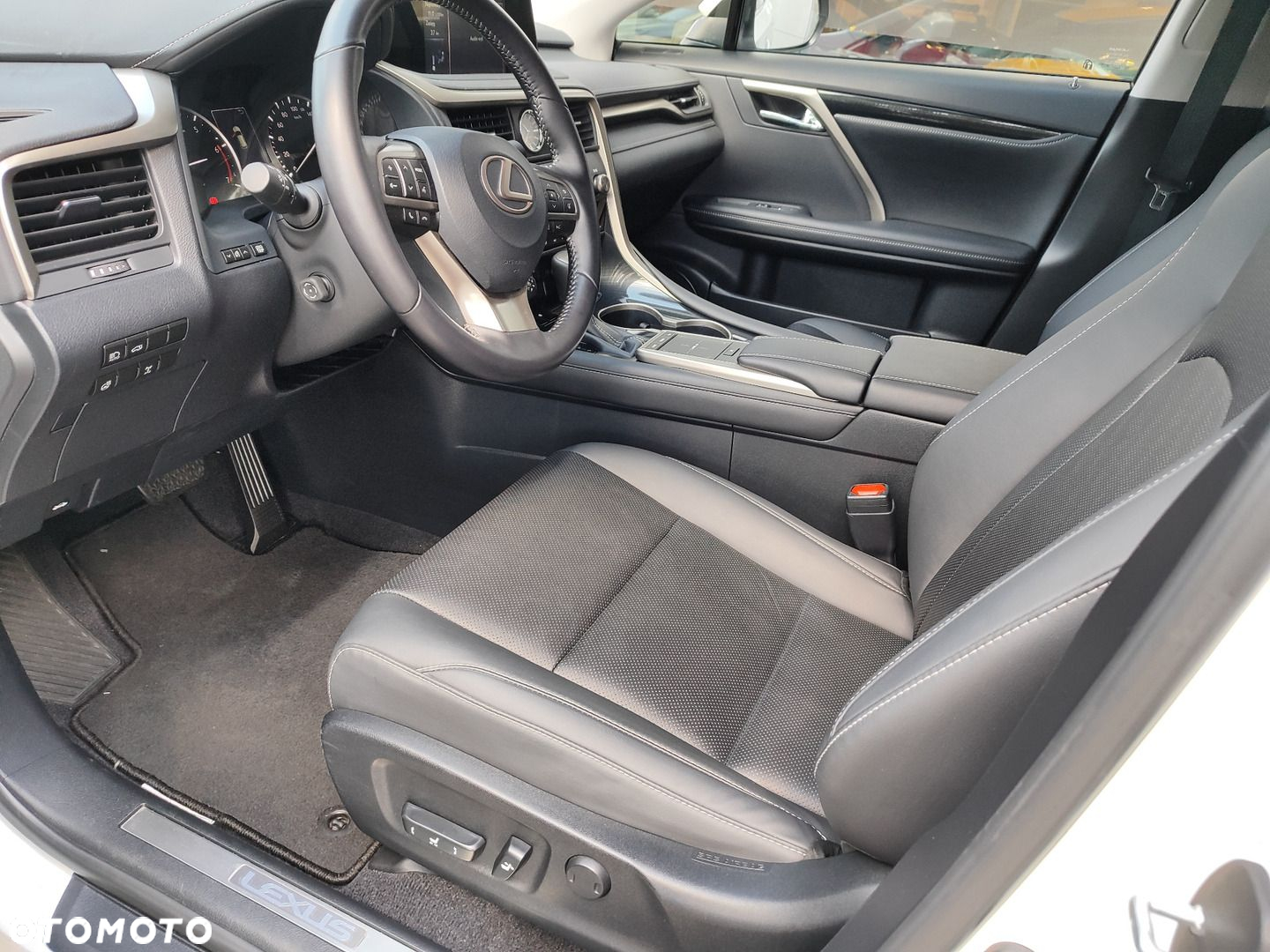 Lexus RX 300 Business Edition - 18