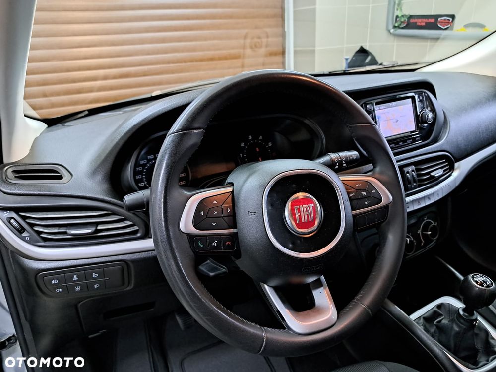 Fiat Tipo 1.4 T-Jet Lounge - 24