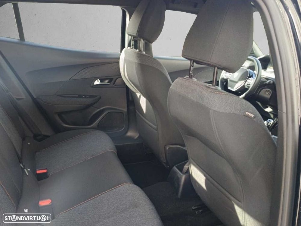 Peugeot 2008 1.2 Style - 12