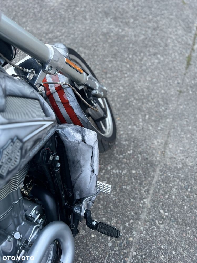 Harley-Davidson V-Rod Muscle - 9