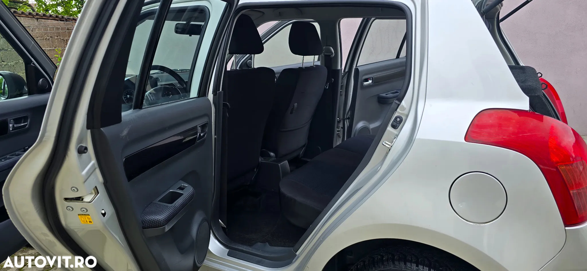 Suzuki Swift - 9