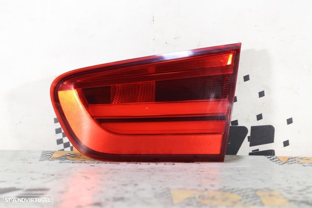 Farolim Direito Bmw 1 (F20)  7359020 / 63217359020 / Passageiro Da Mal - 1