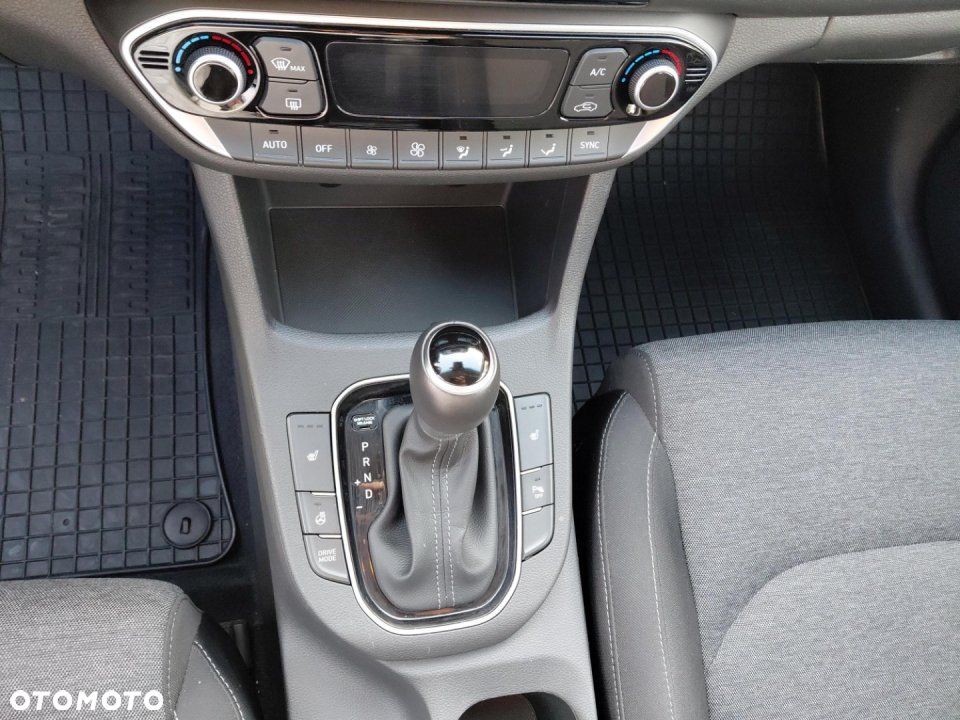 Hyundai i30 - 13