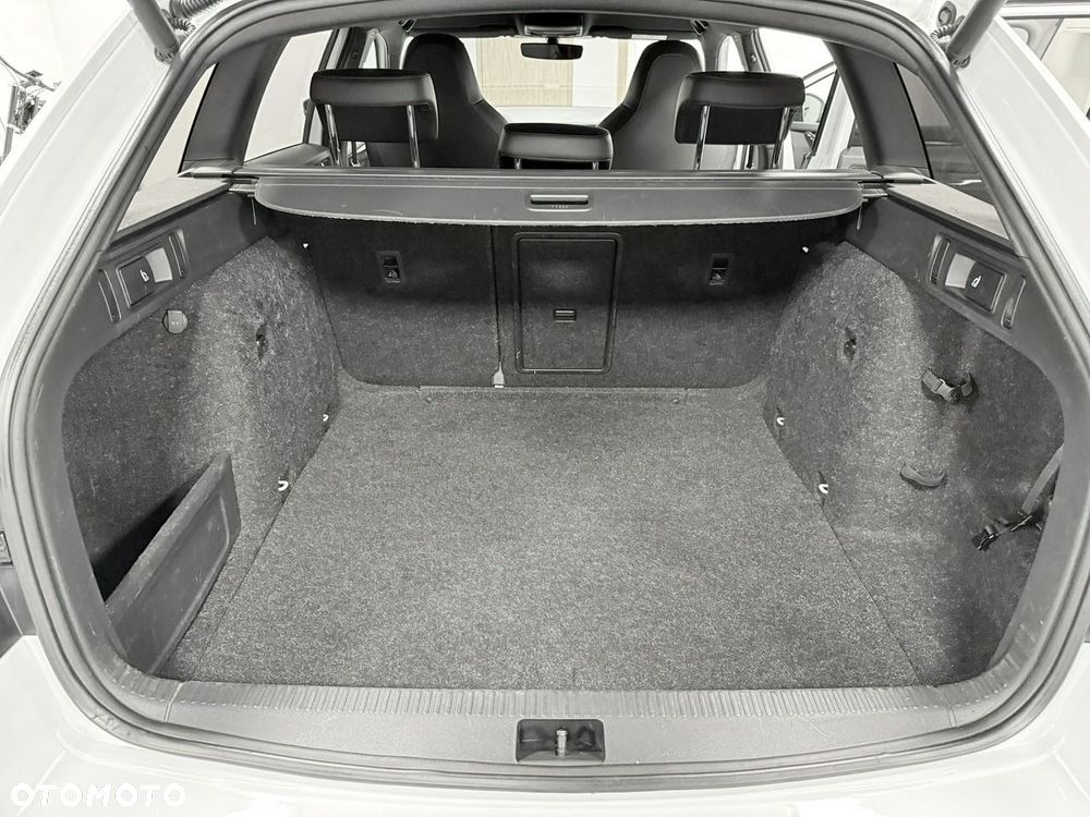 Skoda Octavia 2.0 TDI RS Challenge DSG - 15