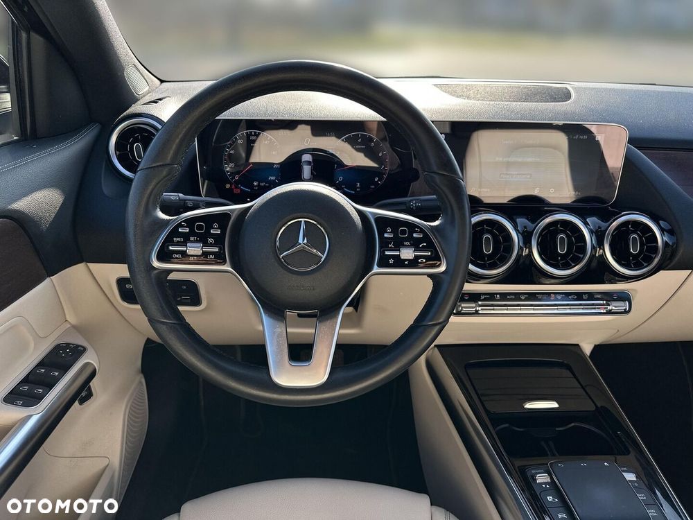 Mercedes-Benz GLA 200 Style - 17