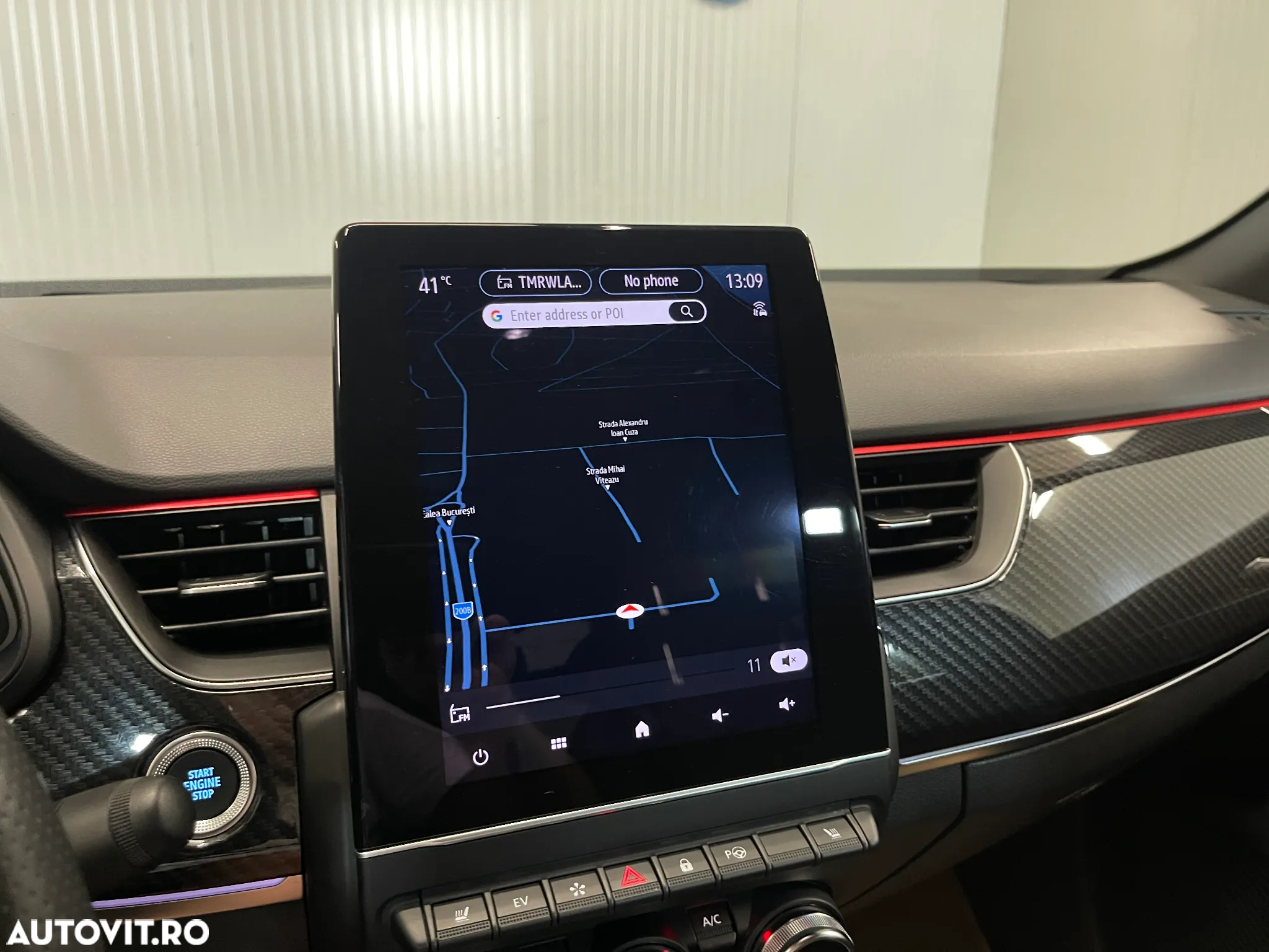 Renault Arkana E-TECH Hybrid RS Line - 19