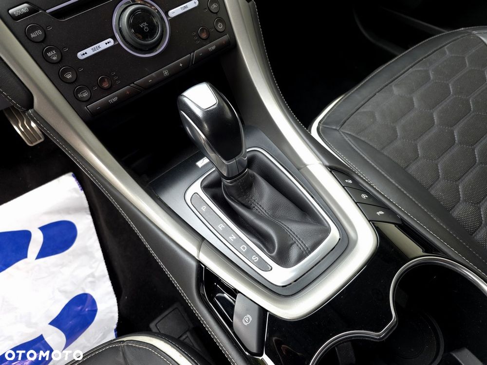 Ford Mondeo - 17