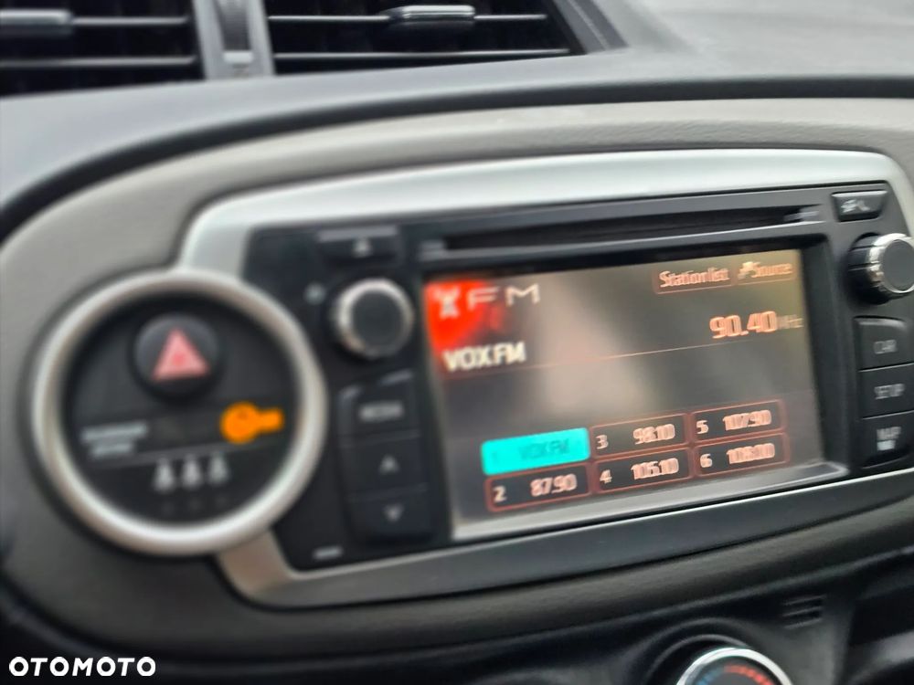 Toyota Yaris - 15