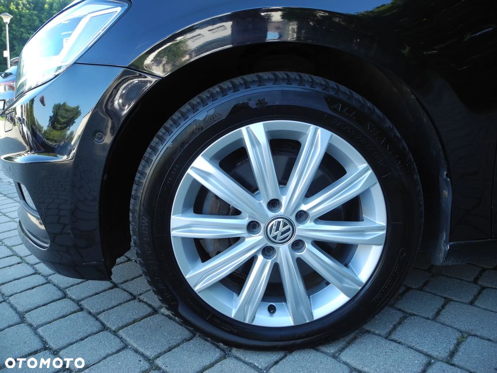 Volkswagen Touran 2.0 TDI BMT Highline DSG - 27
