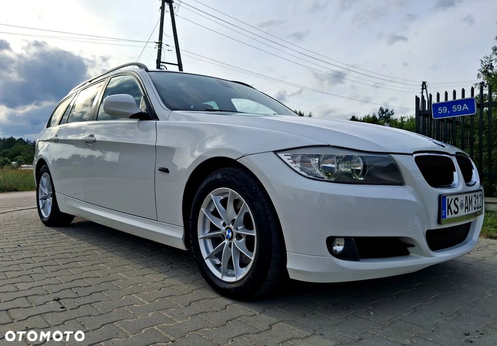 BMW Seria 3 318d DPF Edition Lifestyle - 16