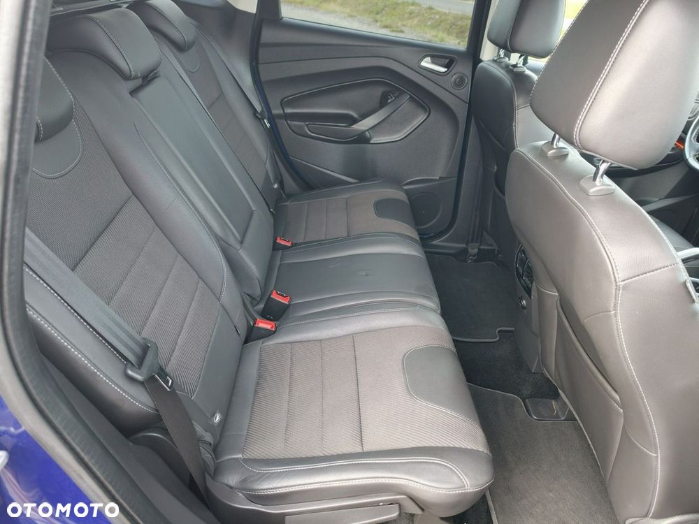 Ford Kuga - 16